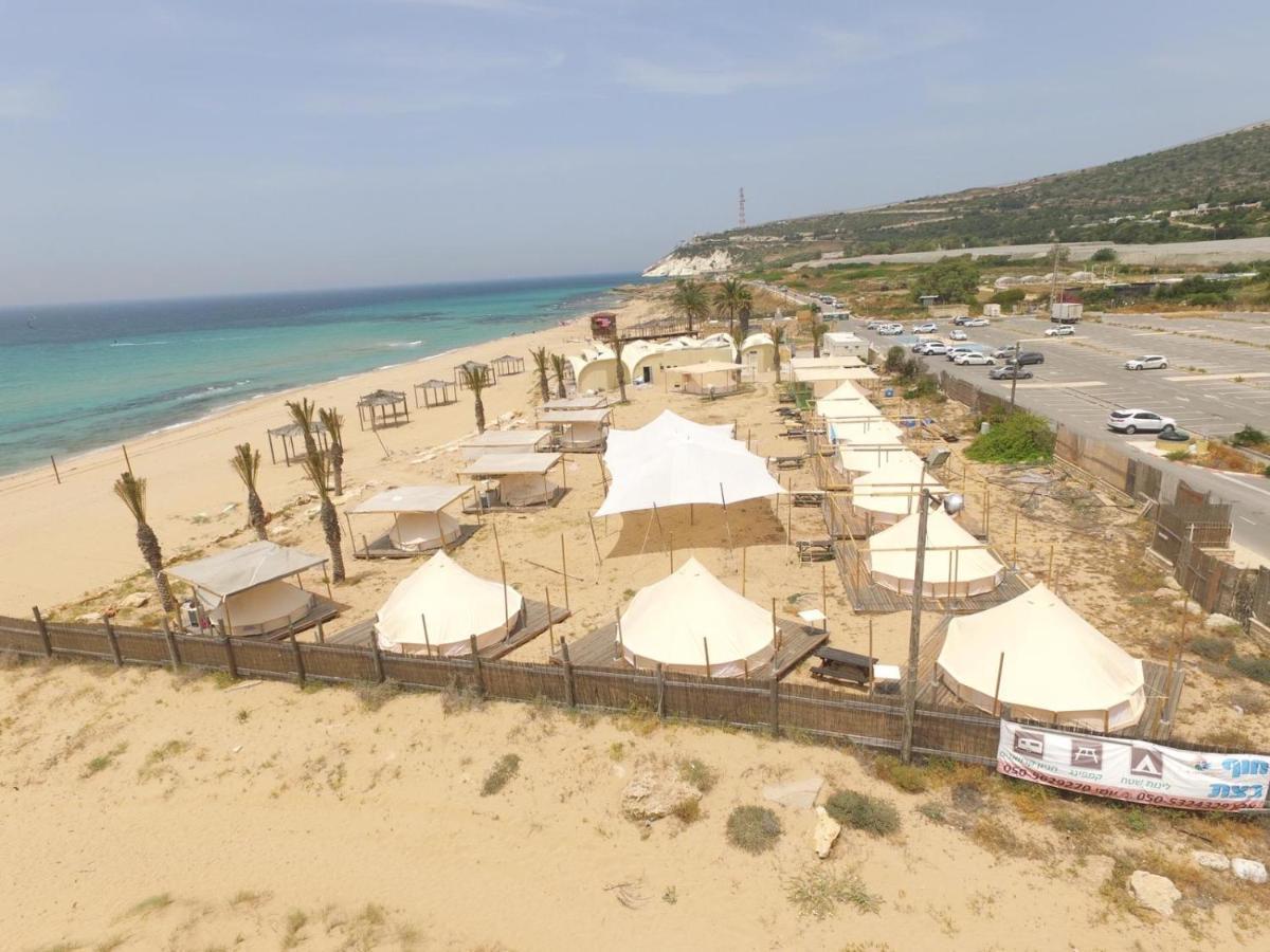 Betzet Beach Campsite Hotel Bezet Eksteriør billede
